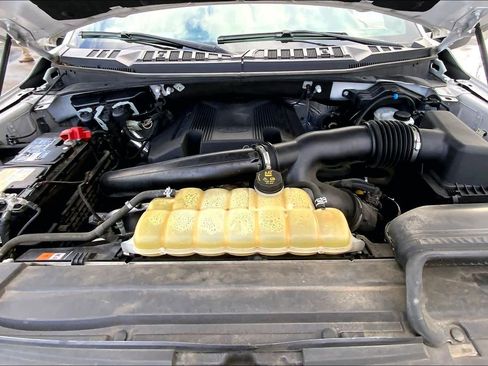 Used 2020 Ford F150 Platinum w/ Equipment Group 701A Luxury image 29