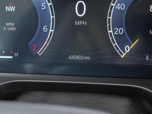 Used 2022 Jeep Grand Cherokee Laredo w/ Luxury Tech Group I image 3