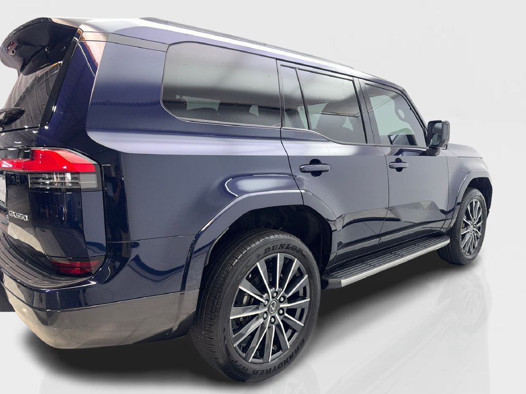 Used 2025 Lexus GX 550 w/ Accessory Package (2T) AWD/4WD image 15
