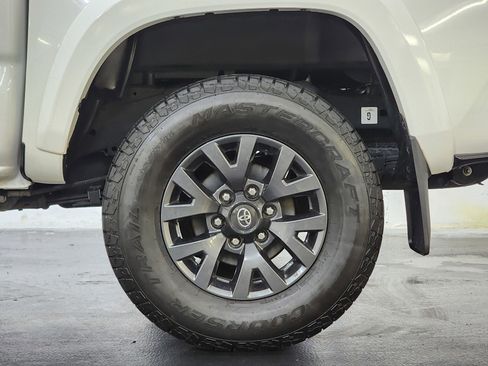 Used 2023 Toyota Tacoma SR5 image 29