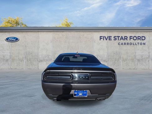 Used 2022 Dodge Challenger R/T Scat Pack w/ Dynamics Package image 8