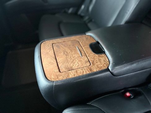 Used 2021 Nissan Armada SL w/ Captain's Chairs Package image 42