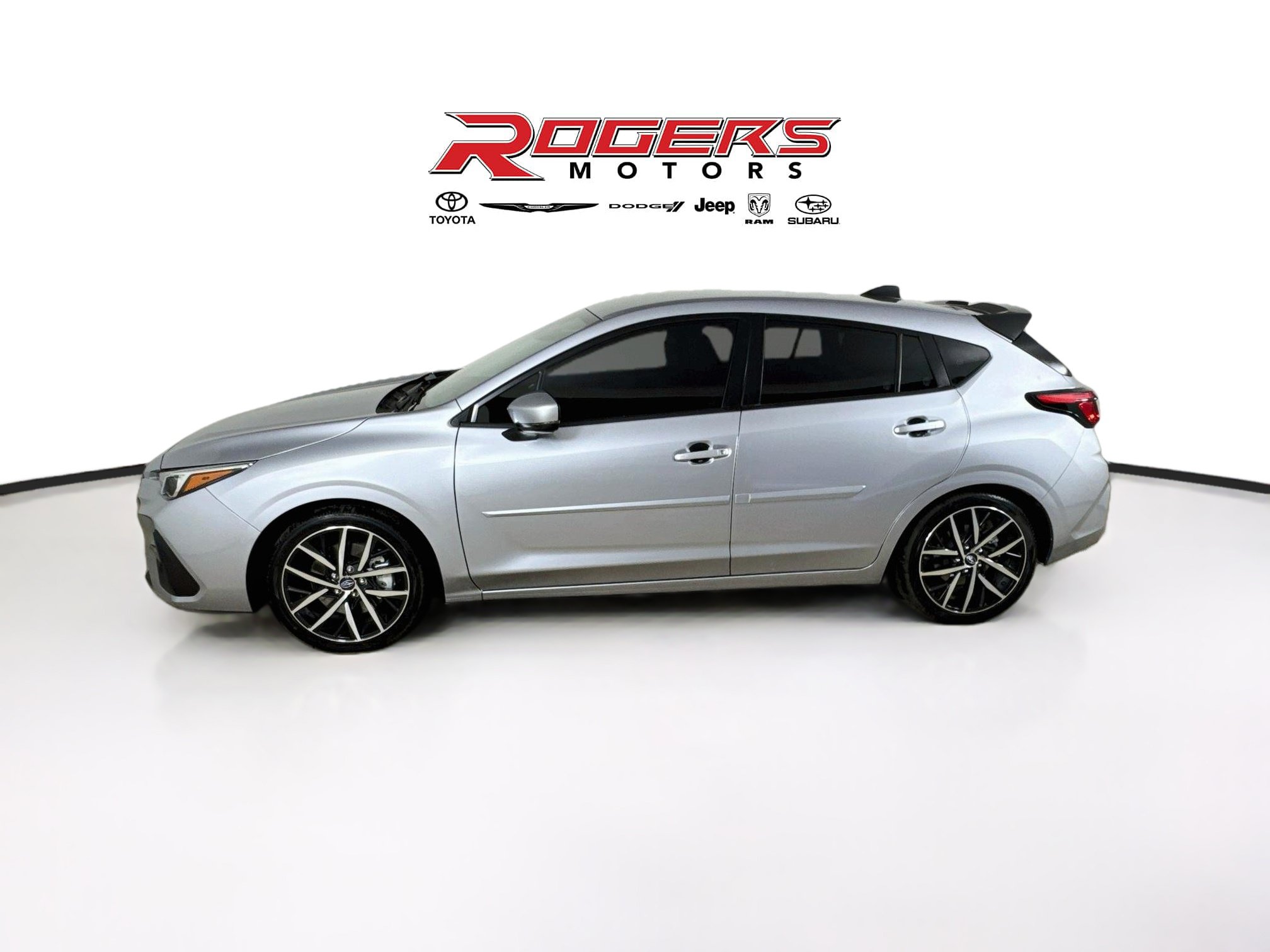 Certified 2025 Subaru Impreza 2.0i Sport AWD/4WD image 4