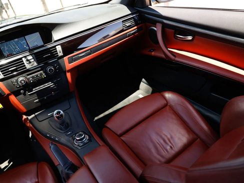 Used 2011 BMW M3 Sedan RWD image 18