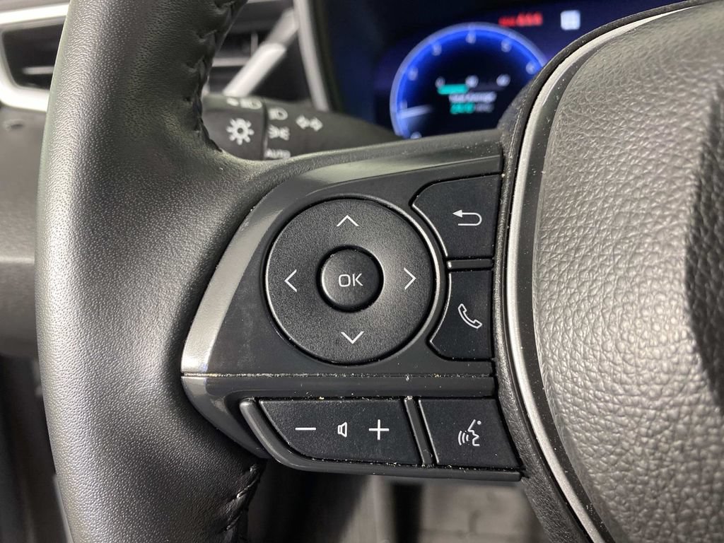 Used 2026 Toyota Corolla SE w/ SE Package FWD image 16