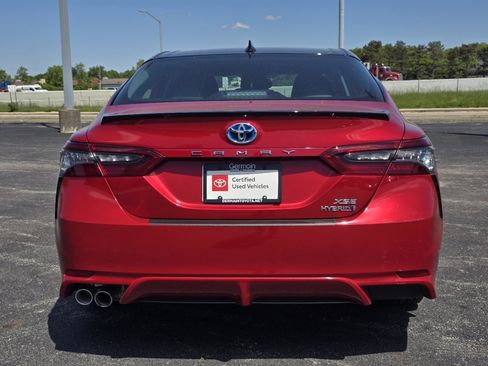 Certified 2022 Toyota Camry XSE w/ Cold Weather Package FWD image 17