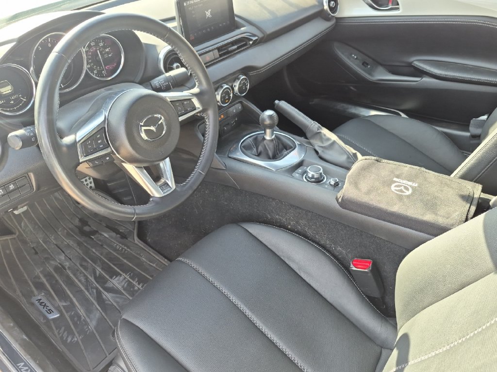 Used 2020 MAZDA MX-5 Miata Grand Touring RWD image 10