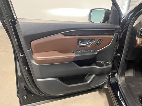 Used 2023 Honda Pilot Elite image 24