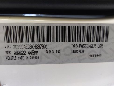 Used 2019 Chrysler 300 Limited image 33