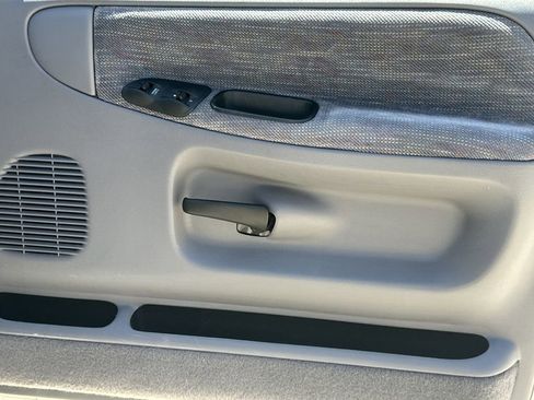 Used 1997 Dodge Ram 1500 Truck 2WD Club Cab image 15