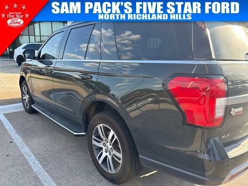 Used 2022 Ford Expedition XLT RWD image 4