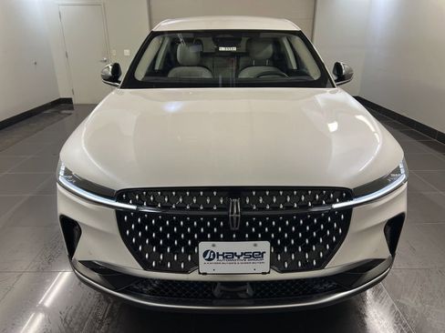 New 2026 Lincoln Nautilus Premier image 2