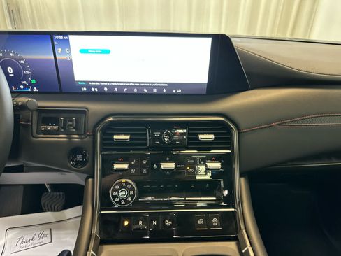 Certified 2025 Nissan Armada PRO-4X w/ Pro-4X Premium Package AWD/4WD image 6