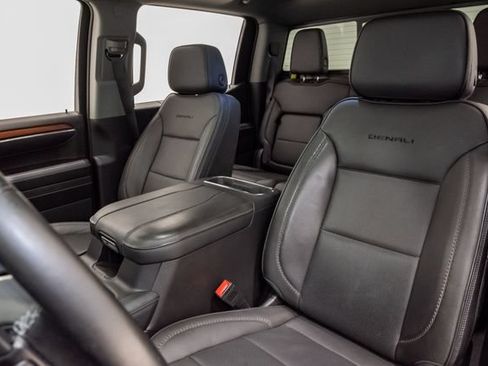 Used 2023 GMC Sierra 1500 Denali w/ Denali Reserve Package AWD/4WD image 12