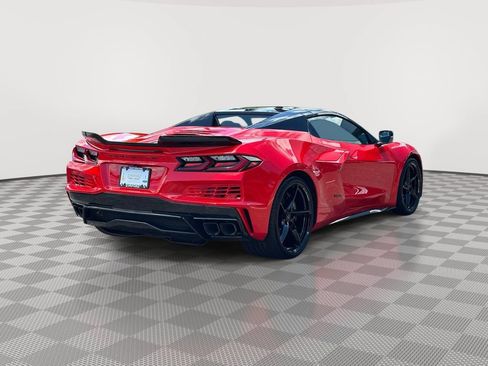 Used 2025 Chevrolet Corvette E-Ray AWD/4WD image 3