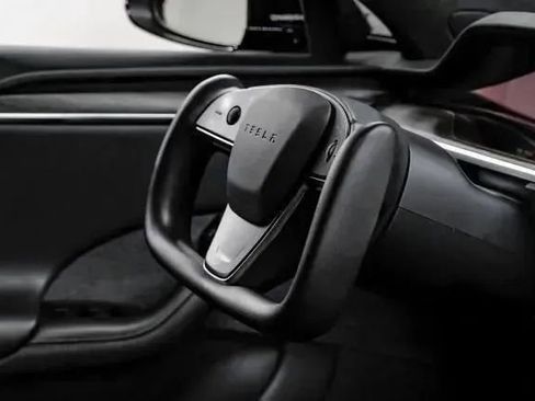 Used 2022 Tesla Model S image 21