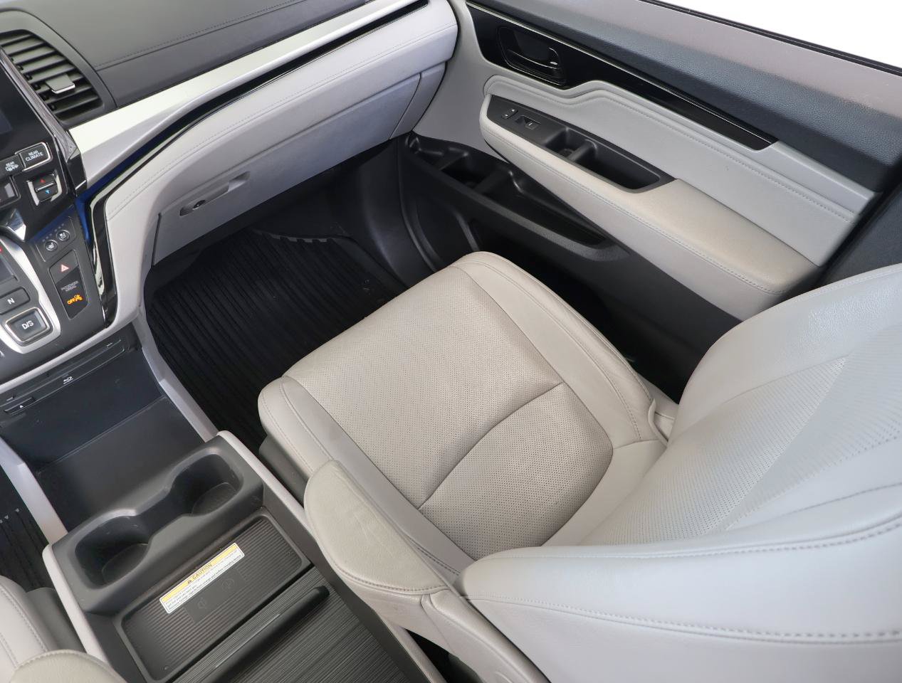 Used 2018 Honda Odyssey Elite image 18