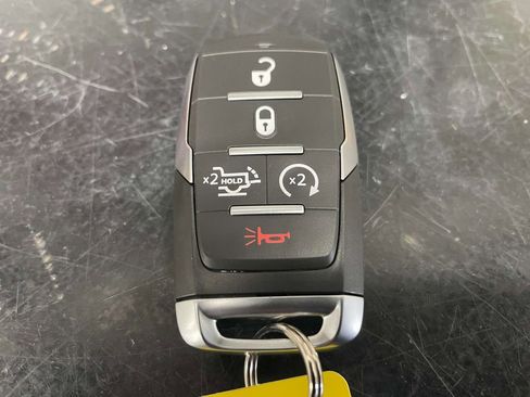 Used 2025 RAM 1500 Big Horn AWD/4WD image 17