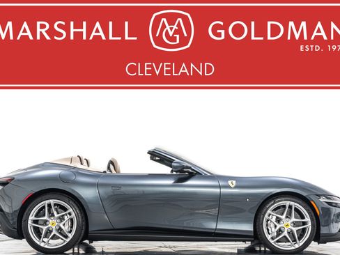 Used 2025 Ferrari Roma Spider RWD image 1