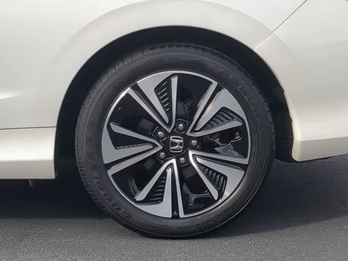 Used 2017 Honda Civic EX-L image 14