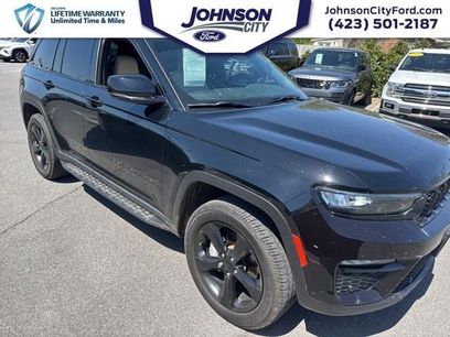 Used 2023 Jeep Grand Cherokee Limited w/ Luxury Tech Group II