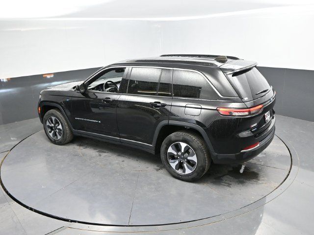 Used 2024 Jeep Grand Cherokee Limited 4xe AWD/4WD image 45