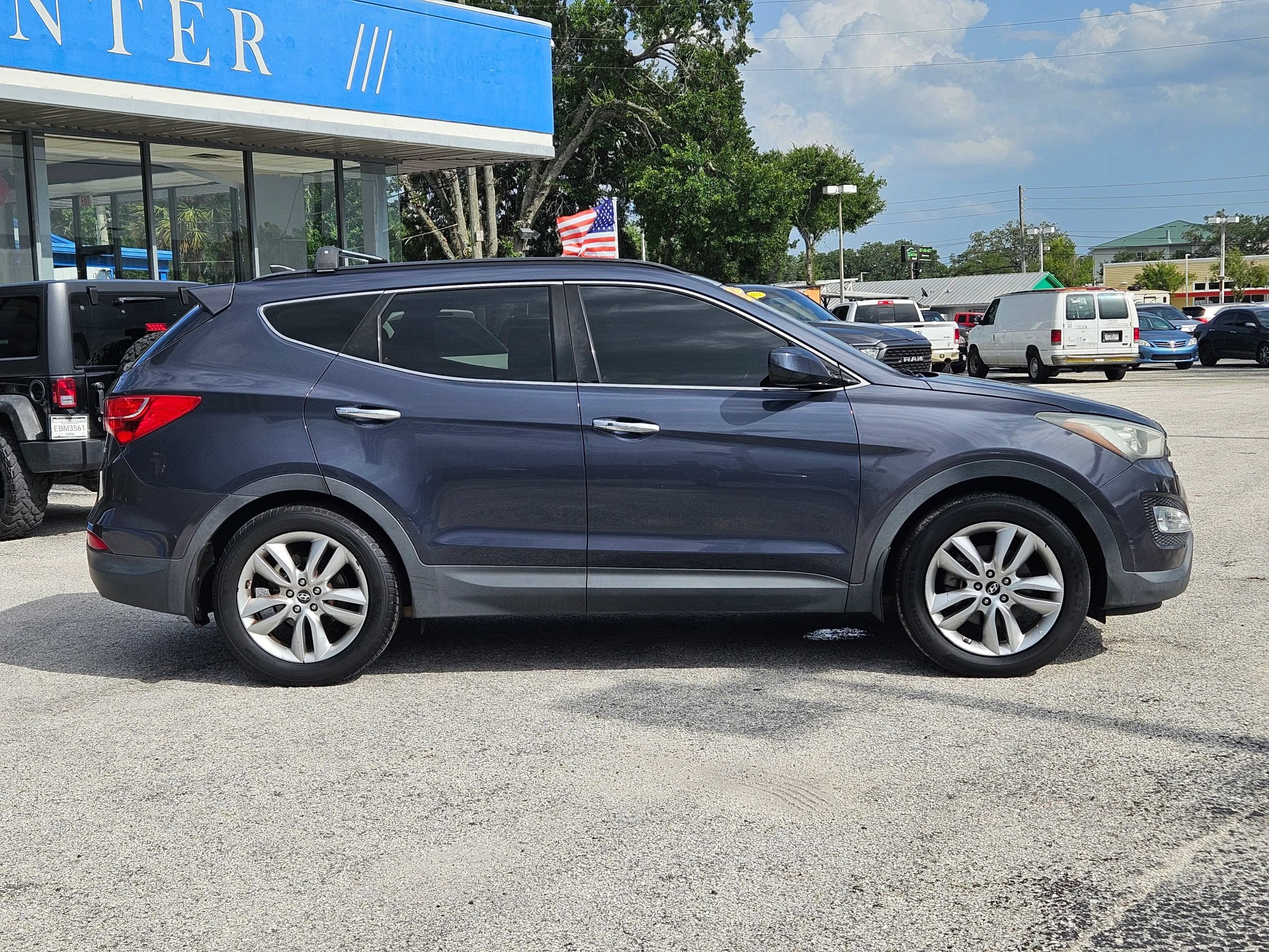 Used 2013 Hyundai Santa Fe Sport 2.0T FWD image 8