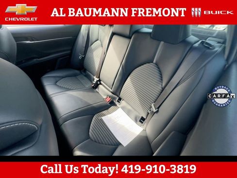 Used 2020 Toyota Camry SE image 19