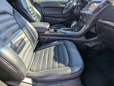Used 2016 Ford Edge SEL w/ Equipment Group 201A image 17