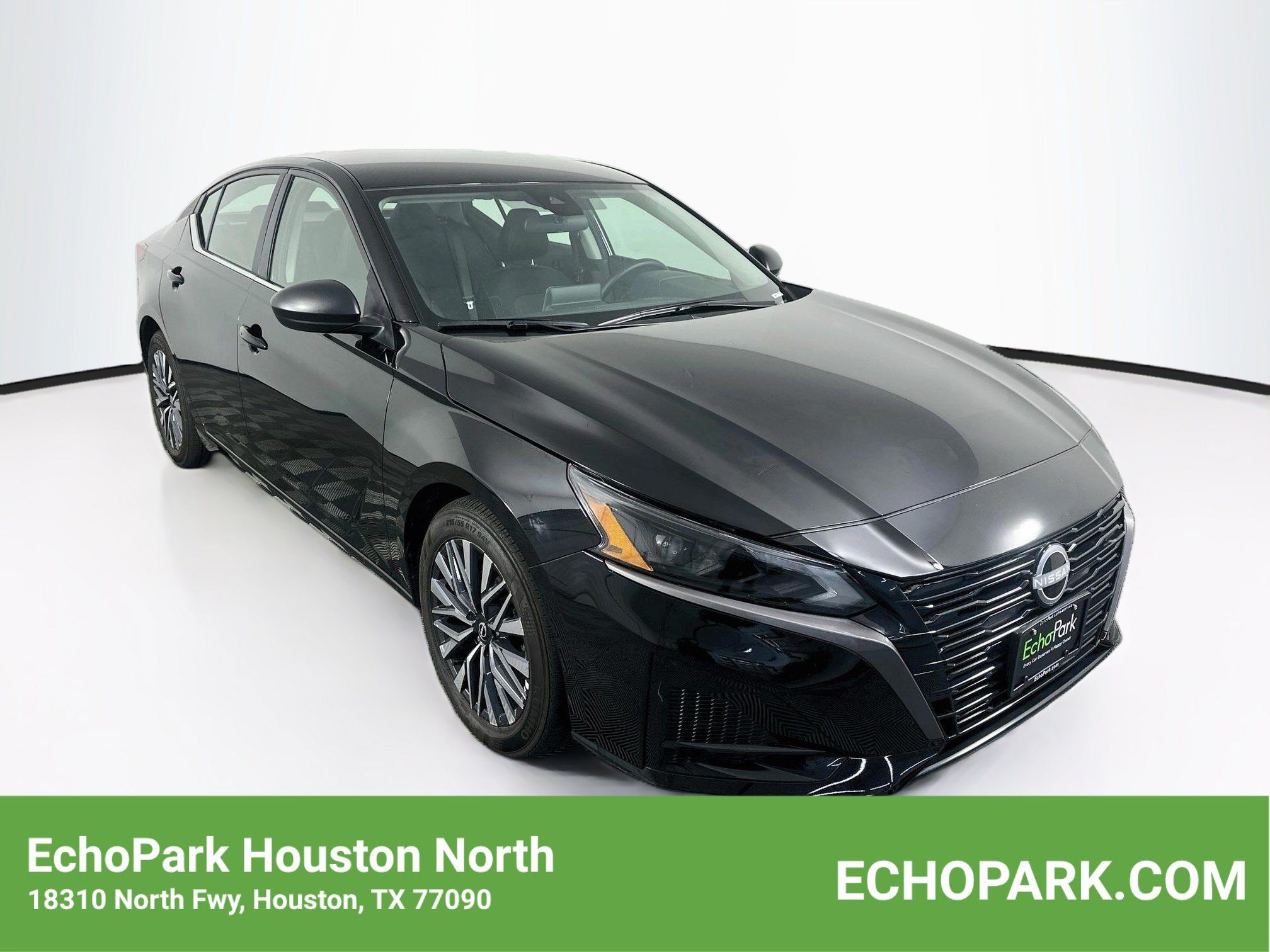 Used 2026 Nissan Altima 2.5 SV FWD image 1