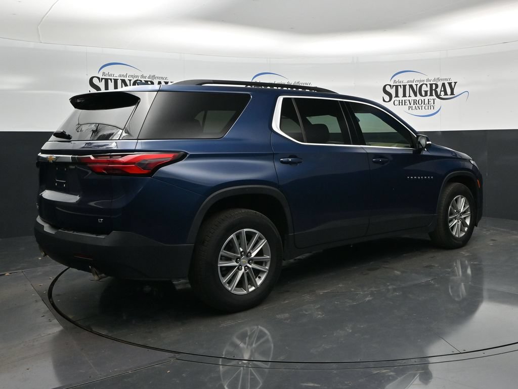 Used 2023 Chevrolet Traverse LT FWD image 7