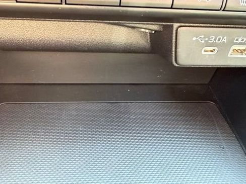 Used 2026 Subaru Outback Premium AWD/4WD image 25