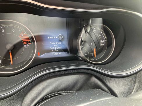 Used 2019 Jeep Cherokee Limited AWD/4WD image 21