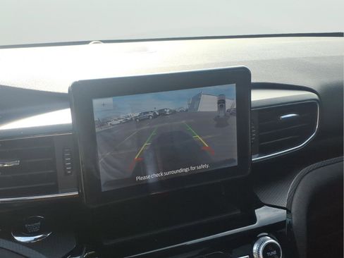 Used 2023 Ford Explorer ST-Line w/ Class IV Trailer Tow Package image 18