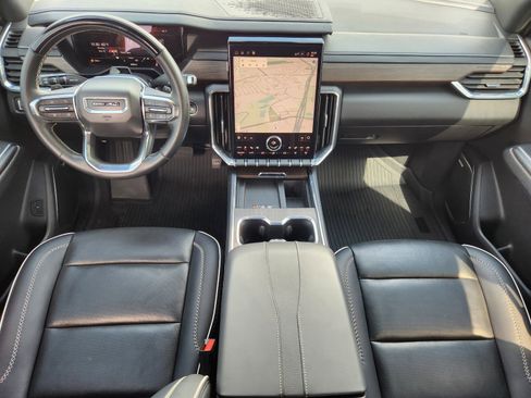 Used 2026 GMC Acadia Denali w/ Super Cruise Package FWD image 9