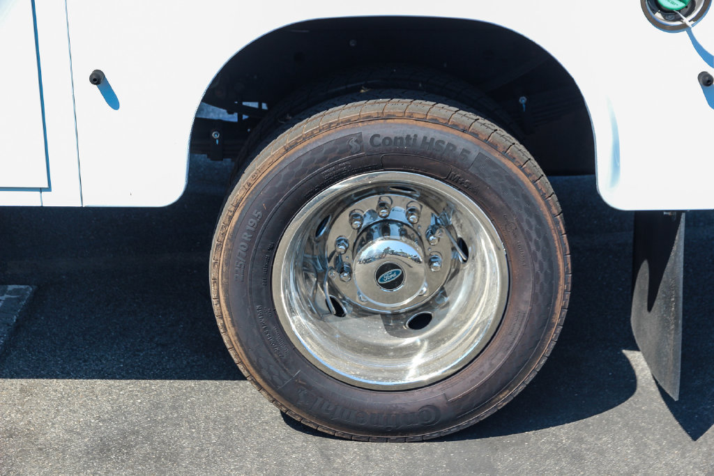 New 2024 Ford F550 2WD Regular Cab Super Duty image 14