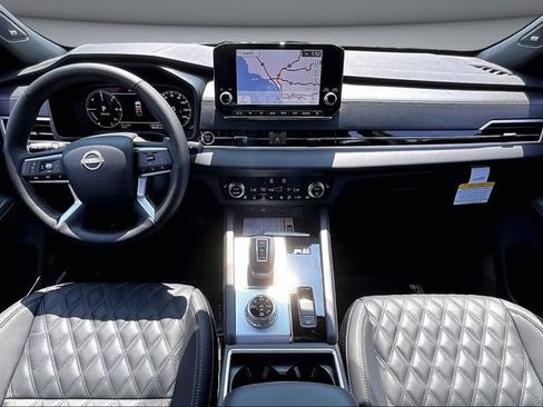 New 2026 Nissan Rogue Platinum AWD/4WD image 5