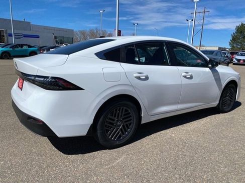 New 2026 Nissan Sentra SV image 5