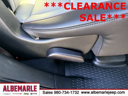 Used 2024 Dodge Durango Citadel image 40