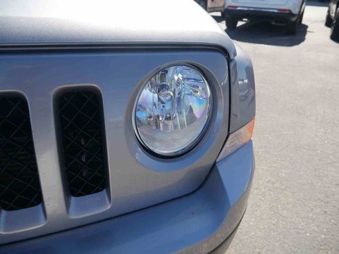 Used 2015 Jeep Patriot Sport w/ Power Value Group image 18