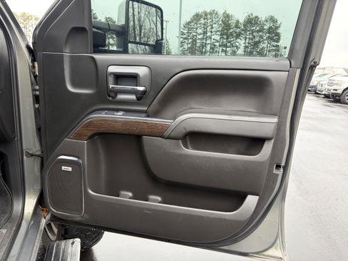 Used 2018 GMC Sierra 1500 Denali w/ Denali Ultimate Package image 30