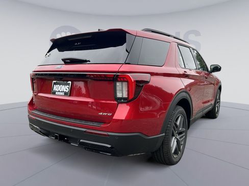 New 2026 Ford Explorer ST-Line w/ ST-Line Street Pack AWD/4WD image 7