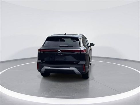 New 2026 Volkswagen Tiguan SE AWD/4WD image 7