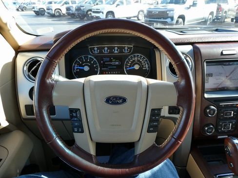 Used 2014 Ford F150 King Ranch w/ King Ranch Luxury Package image 34