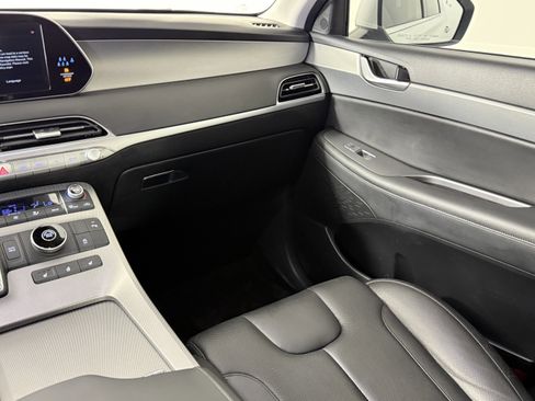 Used 2022 Hyundai Palisade SEL w/ Premium Package image 13