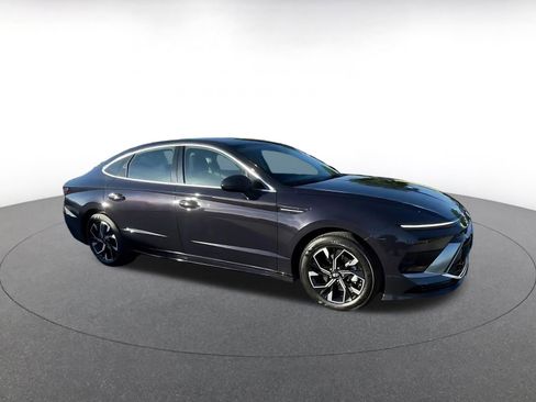 Used 2025 Hyundai Sonata SEL image 2
