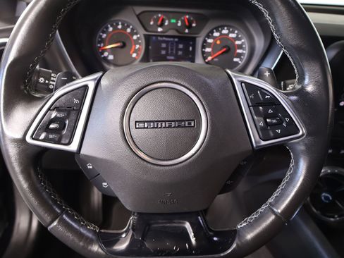 Used 2020 Chevrolet Camaro LT image 3