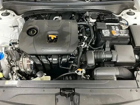 Used 2023 Kia Forte GT-Line w/ GT-Line Technology Package FWD image 15