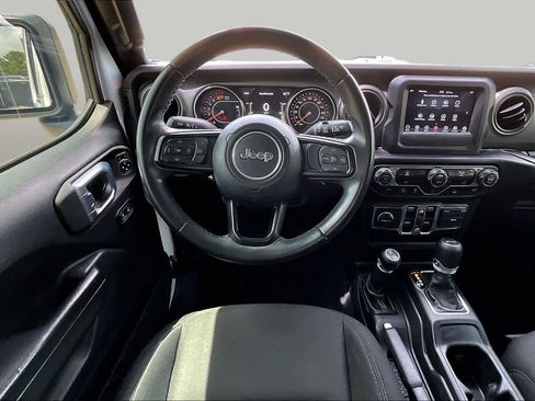 Used 2021 Jeep Wrangler Unlimited Sport AWD/4WD image 6