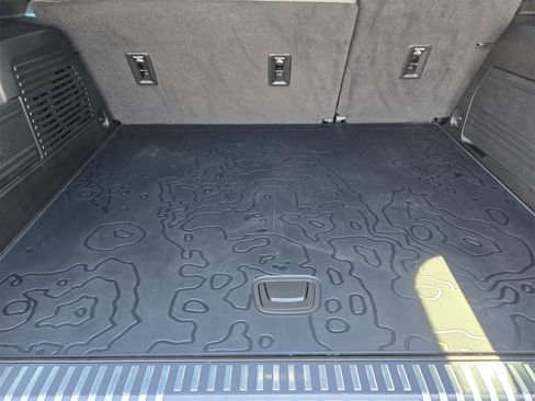 Used 2024 GMC Hummer EV 3X image 32